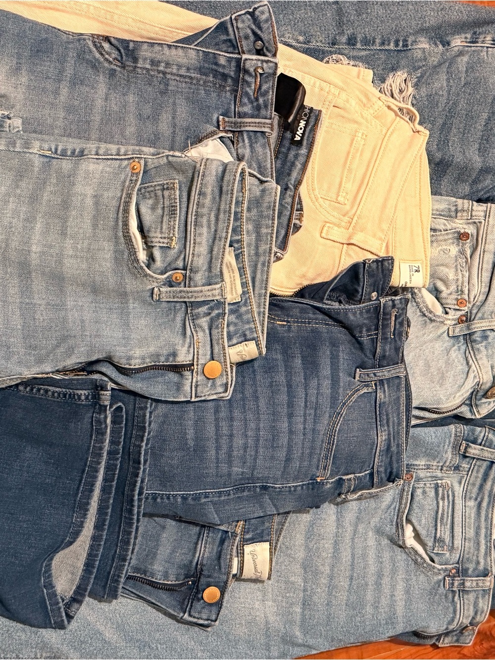 Mixed Denim Jeans Bundle - Light to Dark Wash